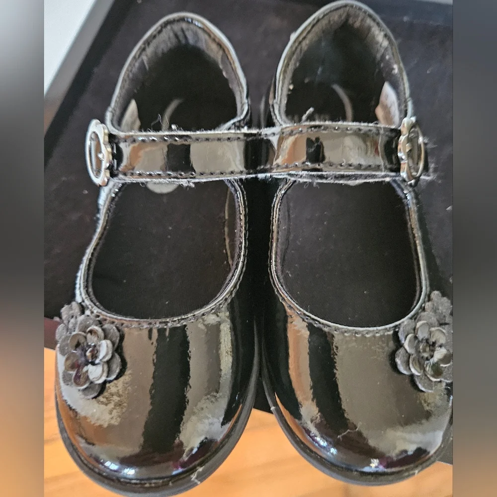 Stride Rite Memory Mary Janes (Black)